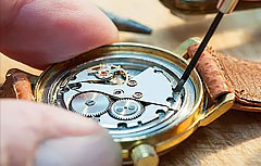 艾米龙手表维修保养（如何去除爱彼手表表壳上的锈斑）