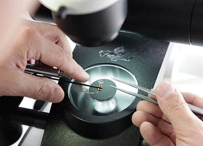 艾米龙手表皮表带保养方法