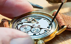 艾米龙手表表盘刮花怎么修复？（艾米龙手表表盘划痕修复全流程）