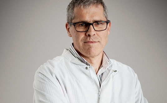 北京艾米龙认证技师克里斯托弗 - 高级复杂功能钟表维修