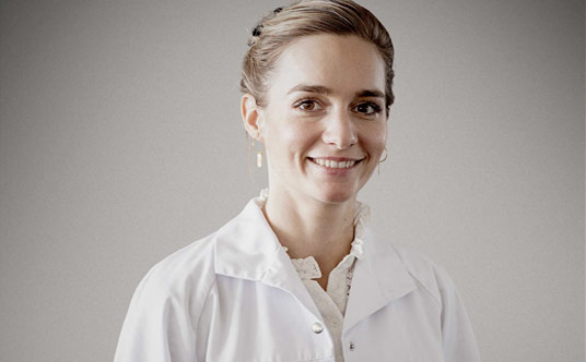 北京艾米龙维修中心技师：玛丽